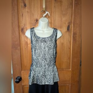 Elle‎ Black and White Lace Top